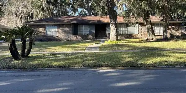 2906 ADMIRALS WALK Drive W