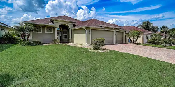 114 ARENA LAKE Drive