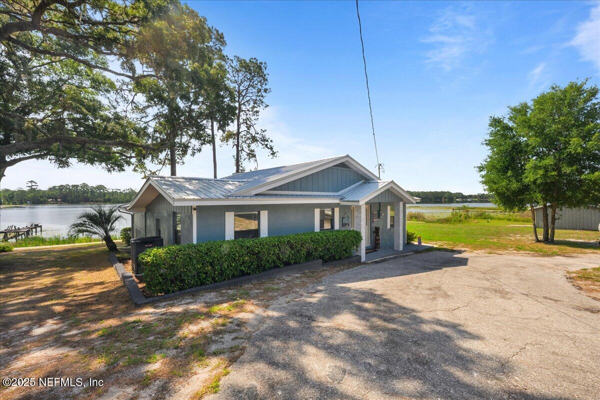 Image 3: 02-JWLeeMedia2505190385