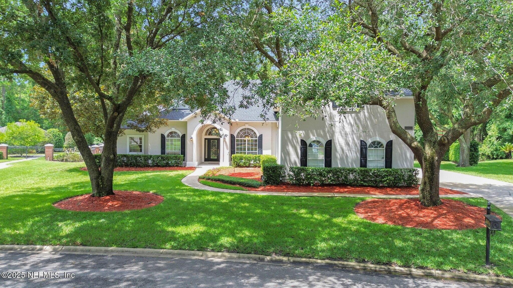 Image 4: EASY MAINTENANCE LANDSCAPING