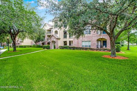 7800 POINT MEADOWS Drive