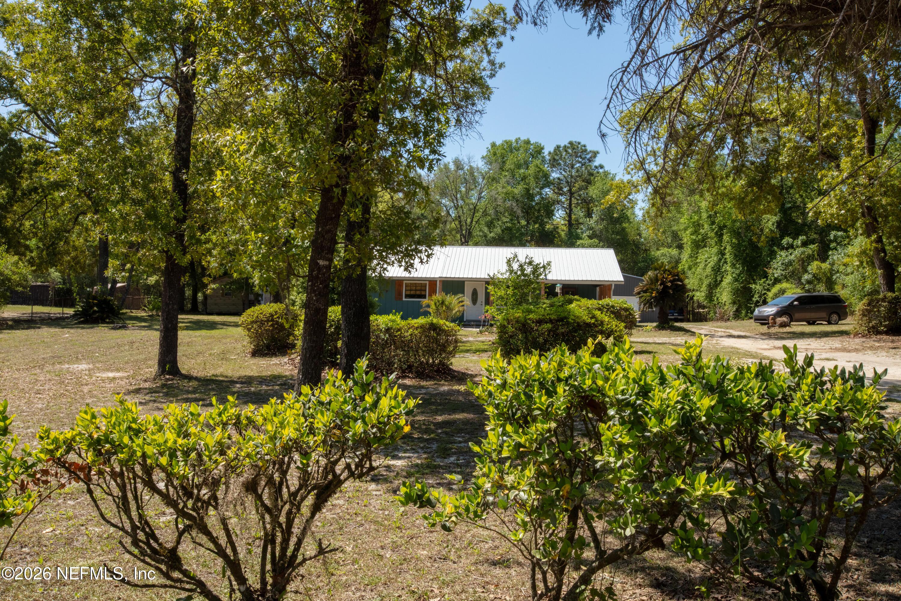 Image 2: 628se52ndSt_MLS