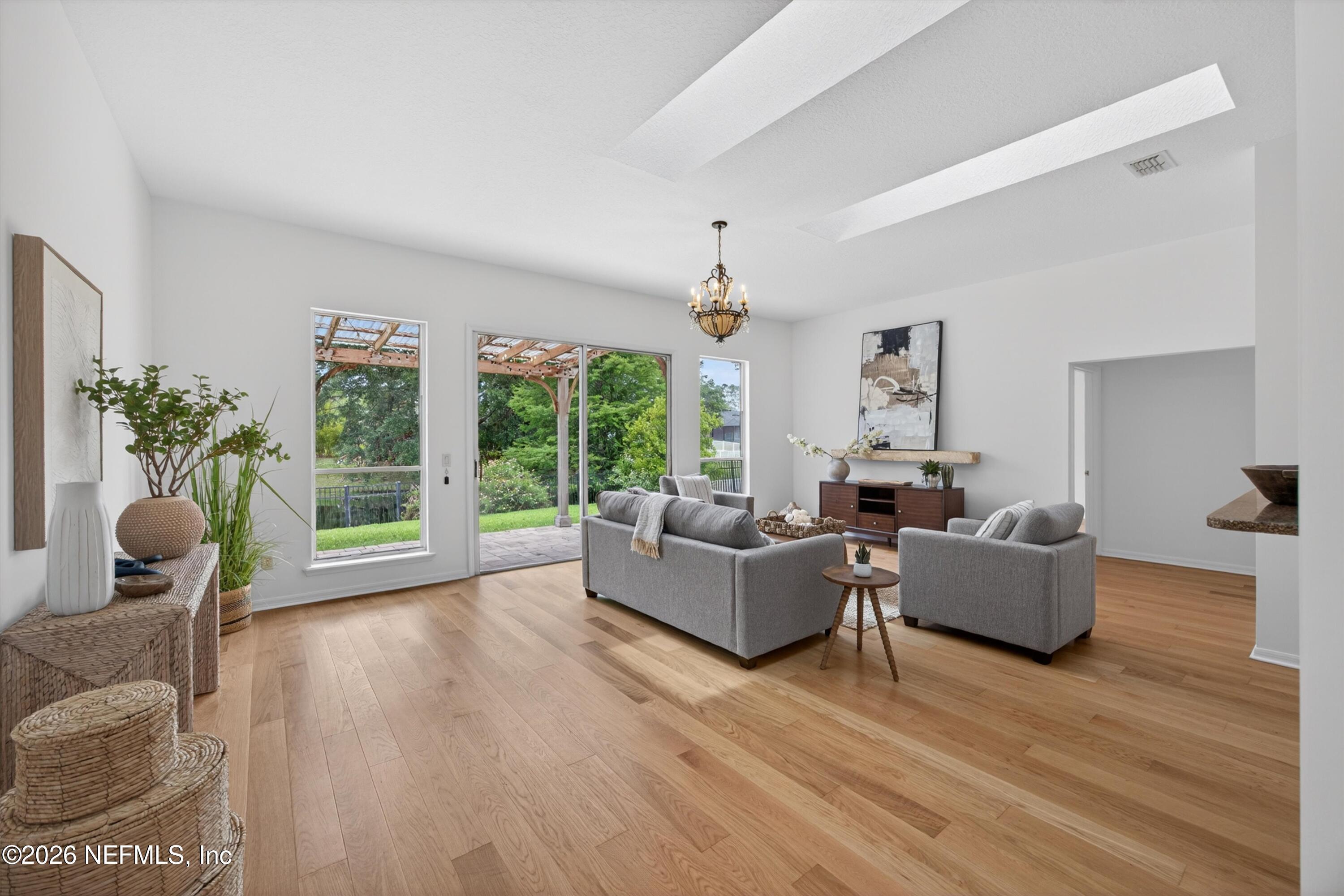 Image 4: Family Room