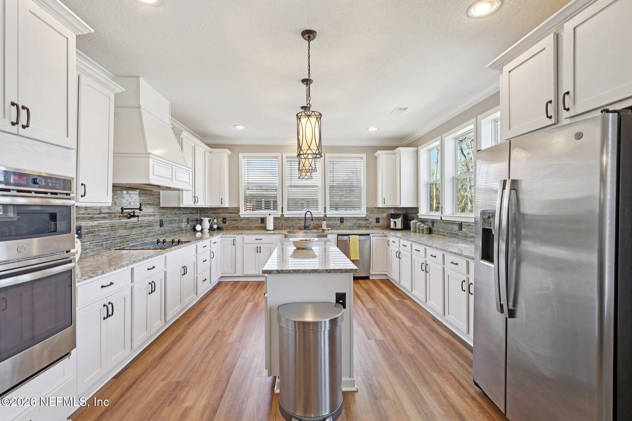 Image 2: 21-web-or-mls-Cokesbury Ct-S0503-021