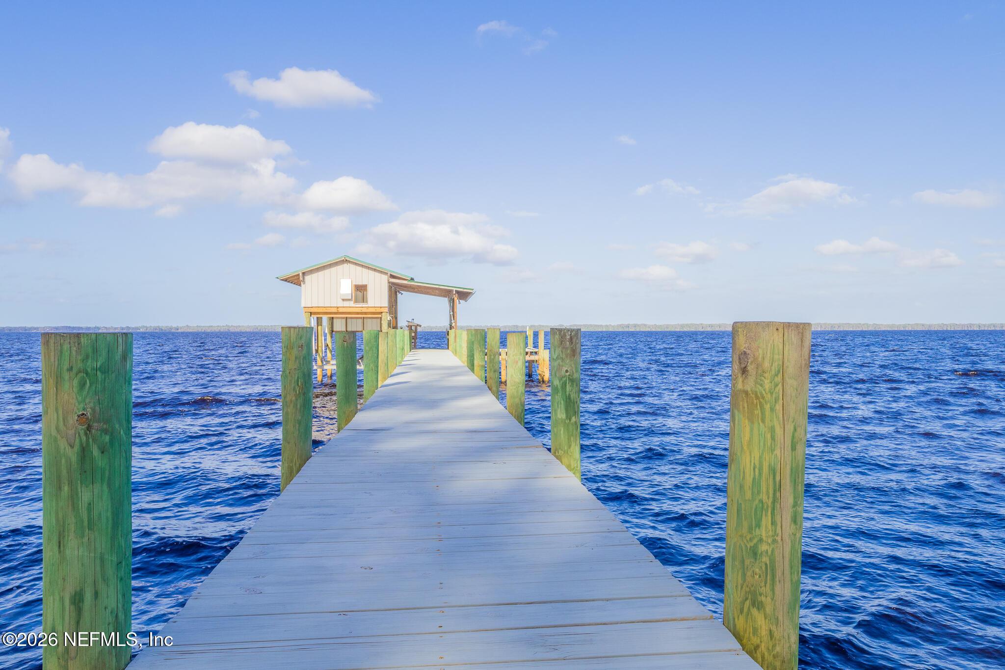 Image 3: Dock/Boat House