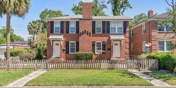 1233/1235 BELMONT Terrace