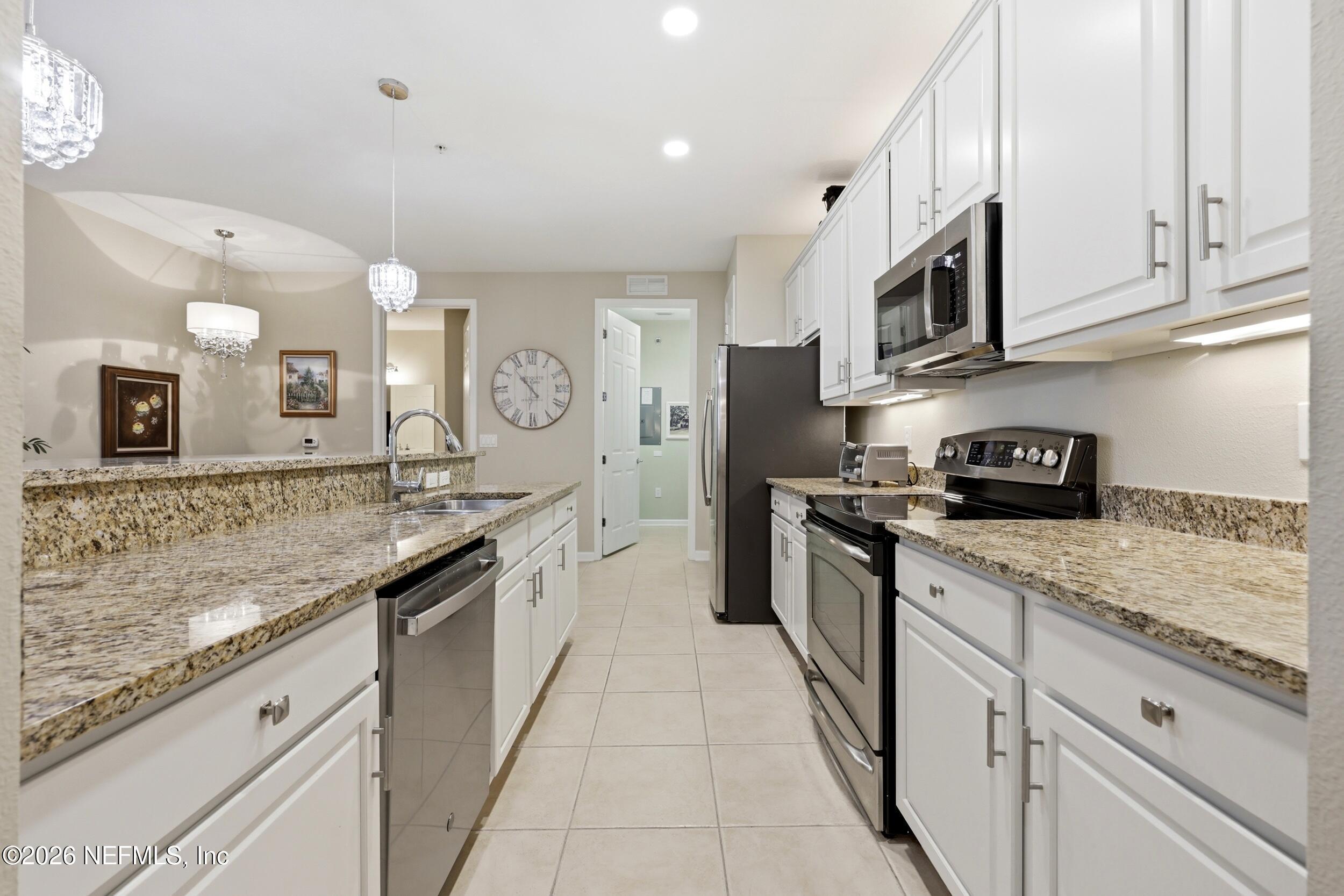 Image 2: Kitchen
