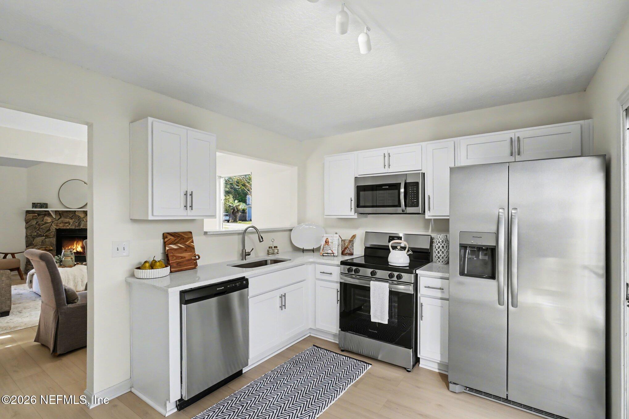 Image 3: 008_file_6591