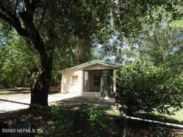 215 DOGWOOD DR
