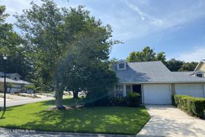 12078 ARBOR LAKE DR