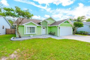 3463 LE HAVRE DR E