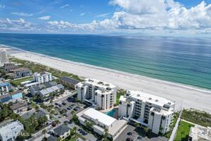 2200 OCEAN DR S