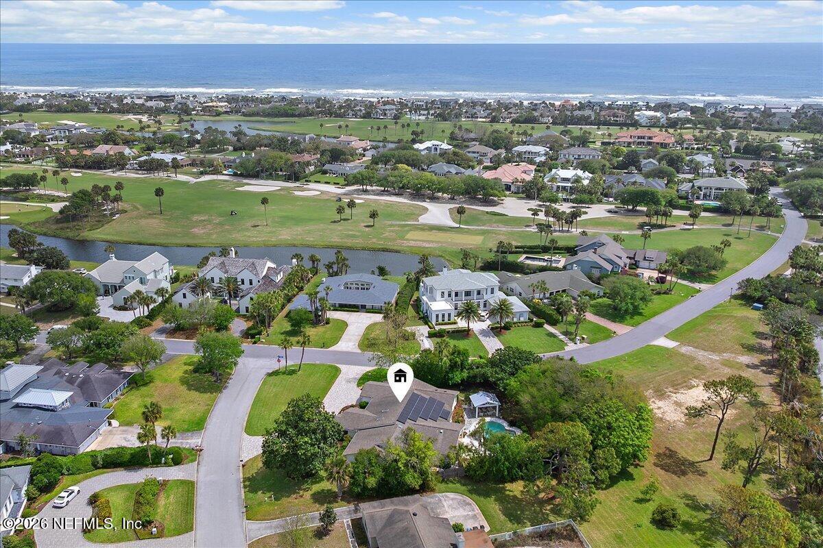 Image 3: 03-Aerial to Beach