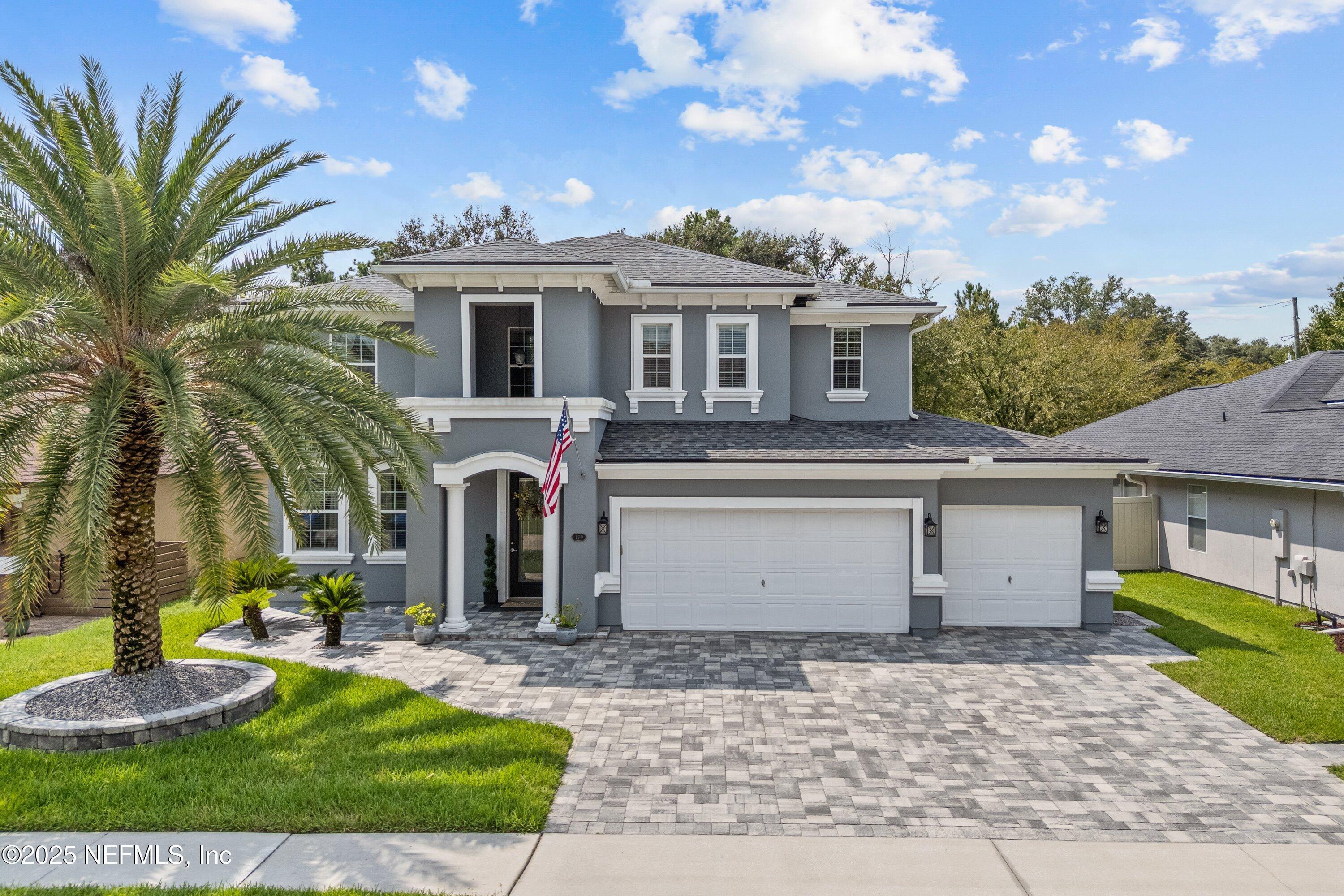 Image 2: 01-WeGoFar_179CrownWheelCircle_001