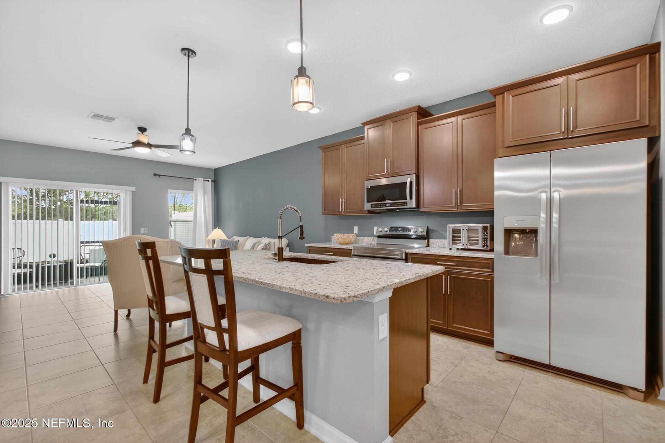 Image 2: 014-13943MolinaDr-Jacksonville-FL-32256-