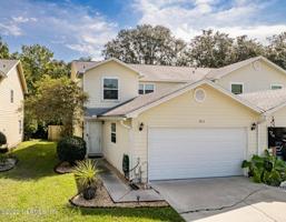 3919 MEADOWVIEW DR N