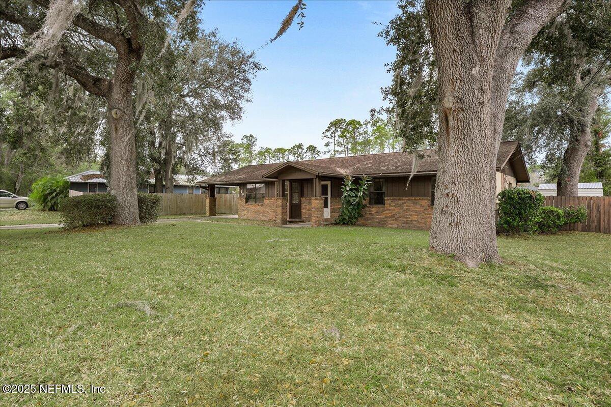 Image 2: 02-JWLeeMedia5949