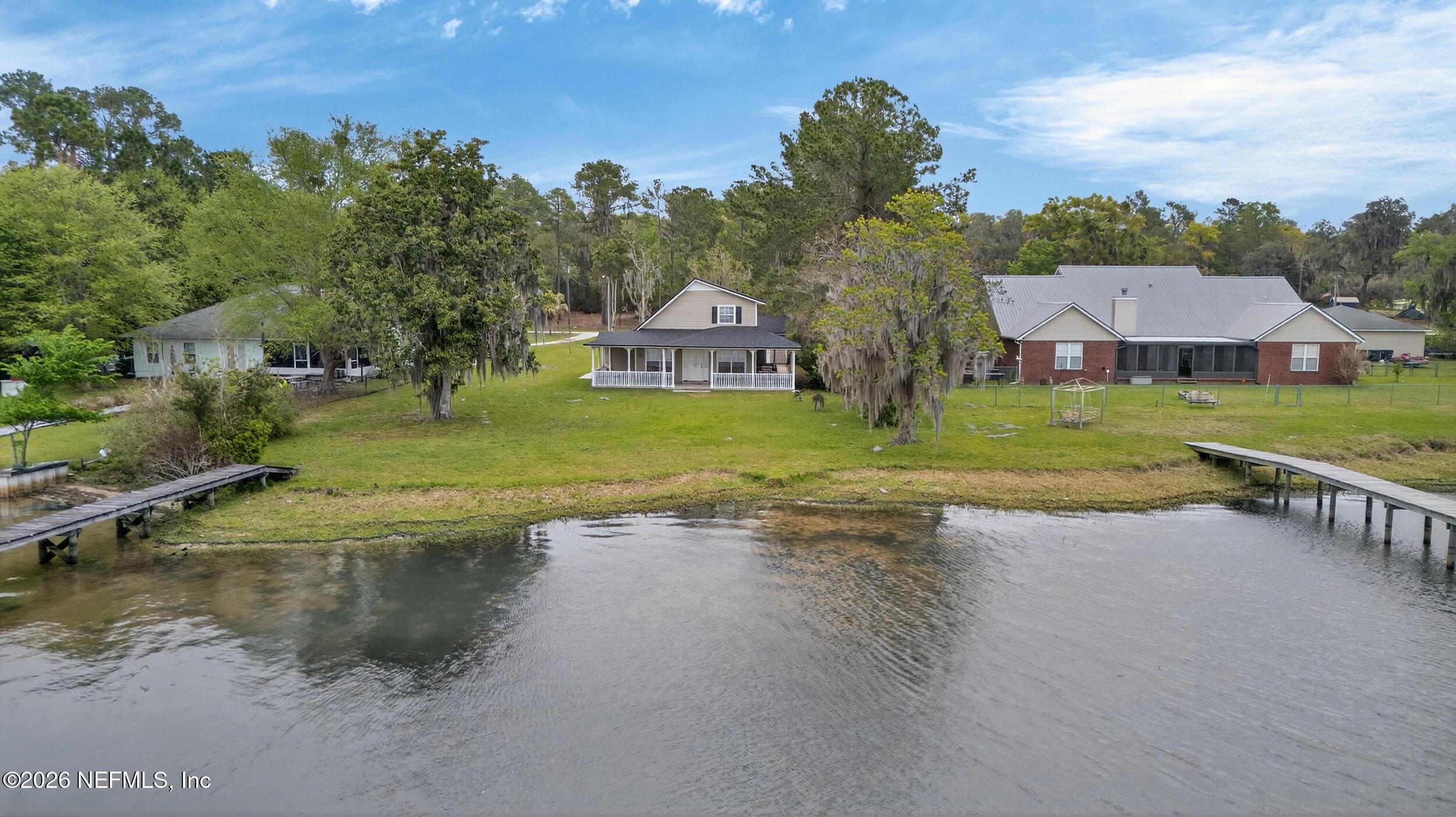 Image 2: 42_lens2listing-42