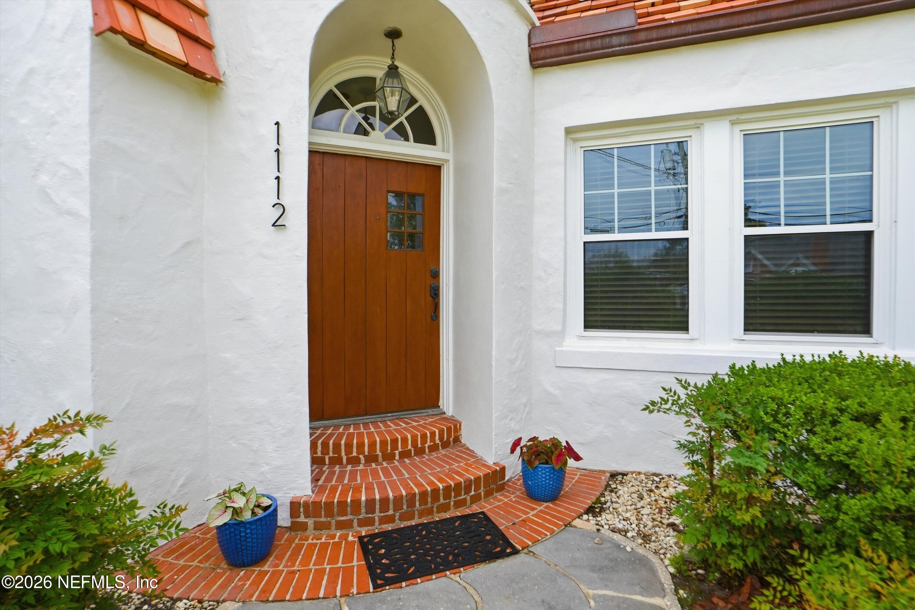 Image 4: 04-Front Porch