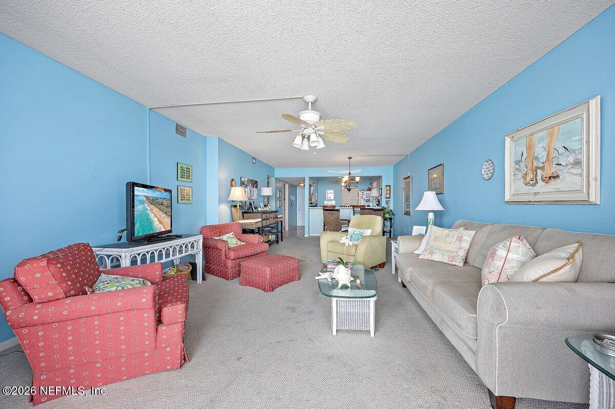 Image 4: Living Room to Kitchen (1)