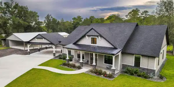 6930 WINTERBERRY