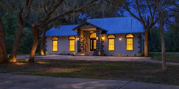 1886 STATE ROAD 20 Road S