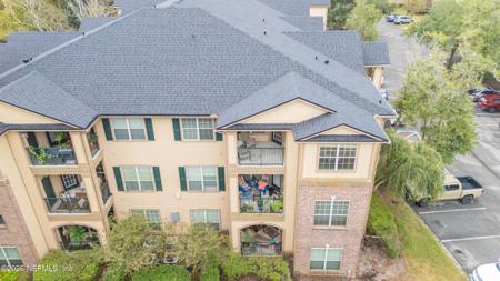 7800 POINT MEADOWS Drive