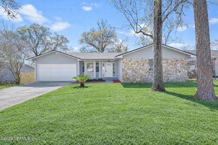 11546 BROAD LEAF Drive