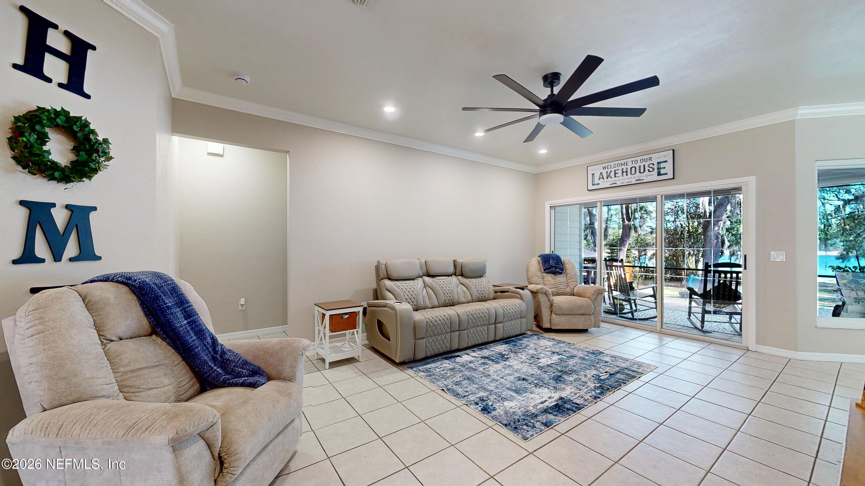 Image 4: Living Rm a