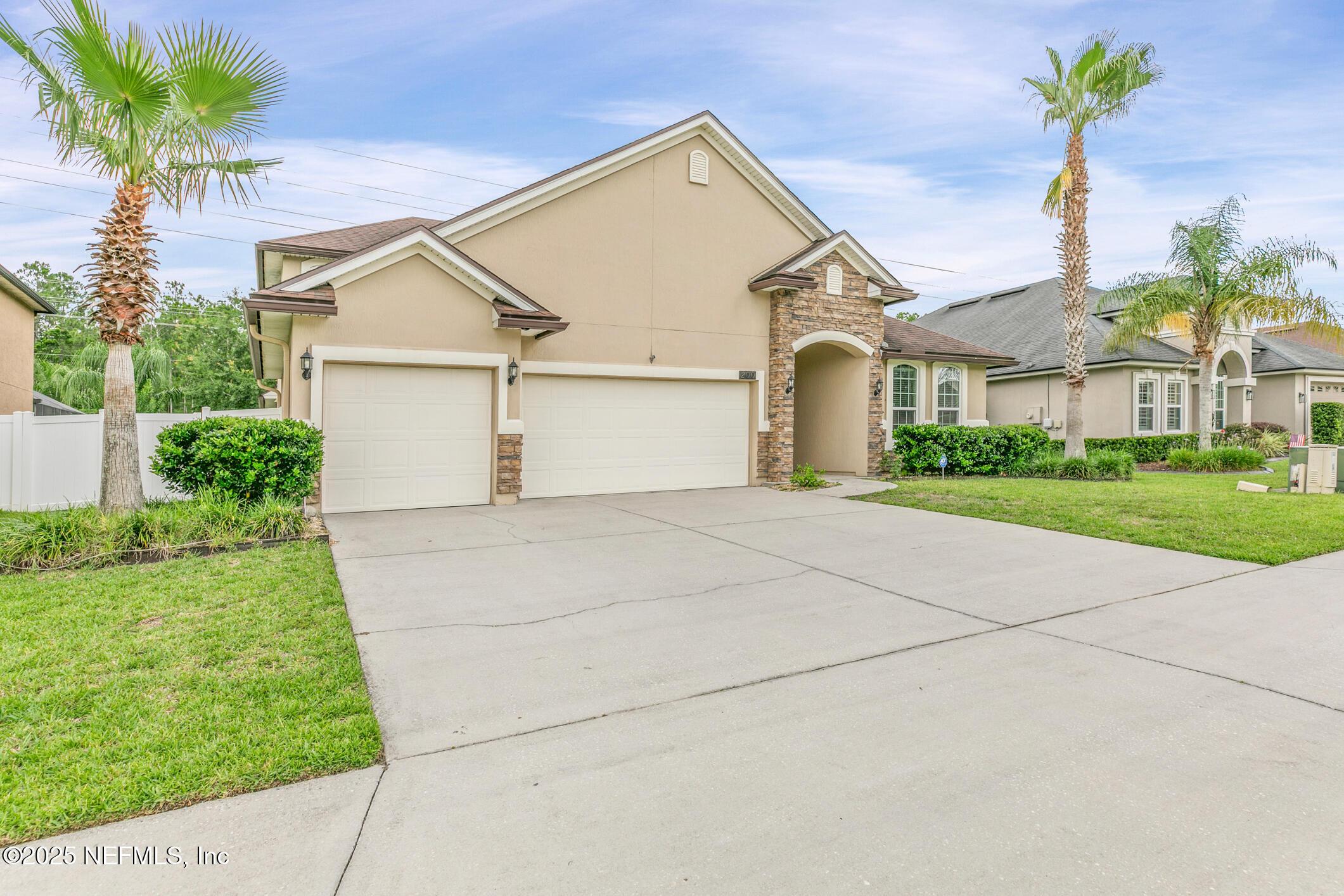 Image 2: 008-200EllsworthCircle-FL-32259-FULL