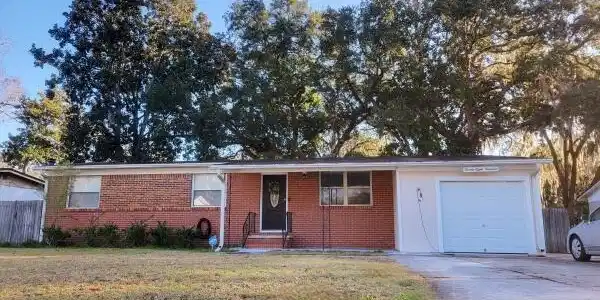 2819 ROBINETTE Drive