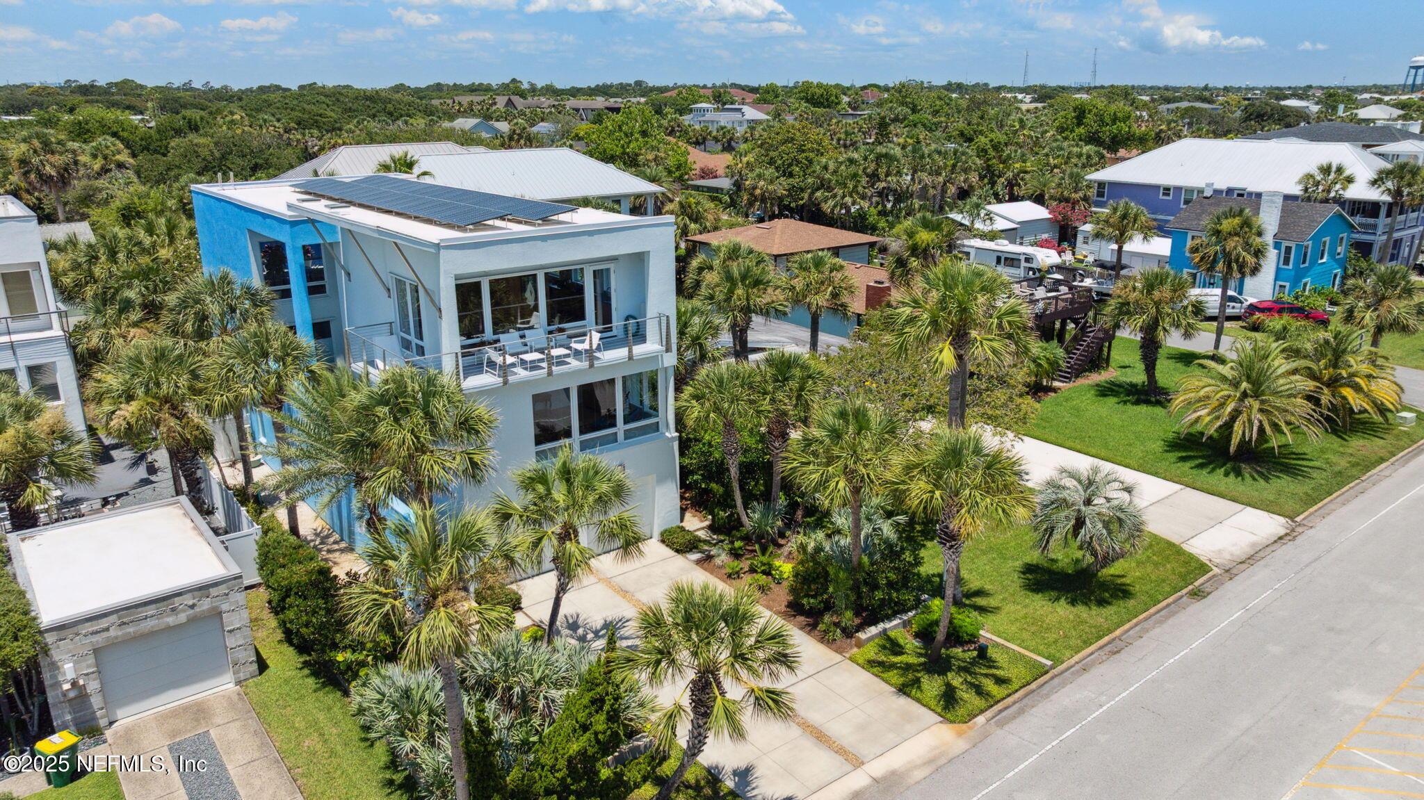 Image 1: 69-web-or-mls-3618 1st St S-80