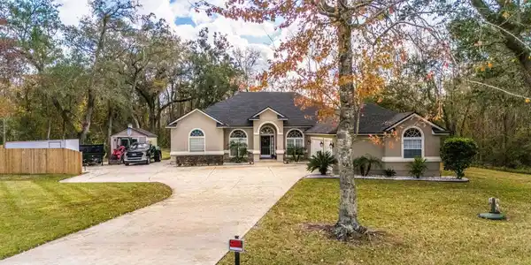 468 CREIGHTON Road