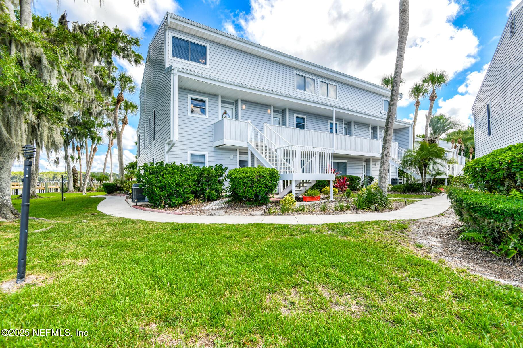 Image 2: Riverbend Condominiums Building C Unit 2