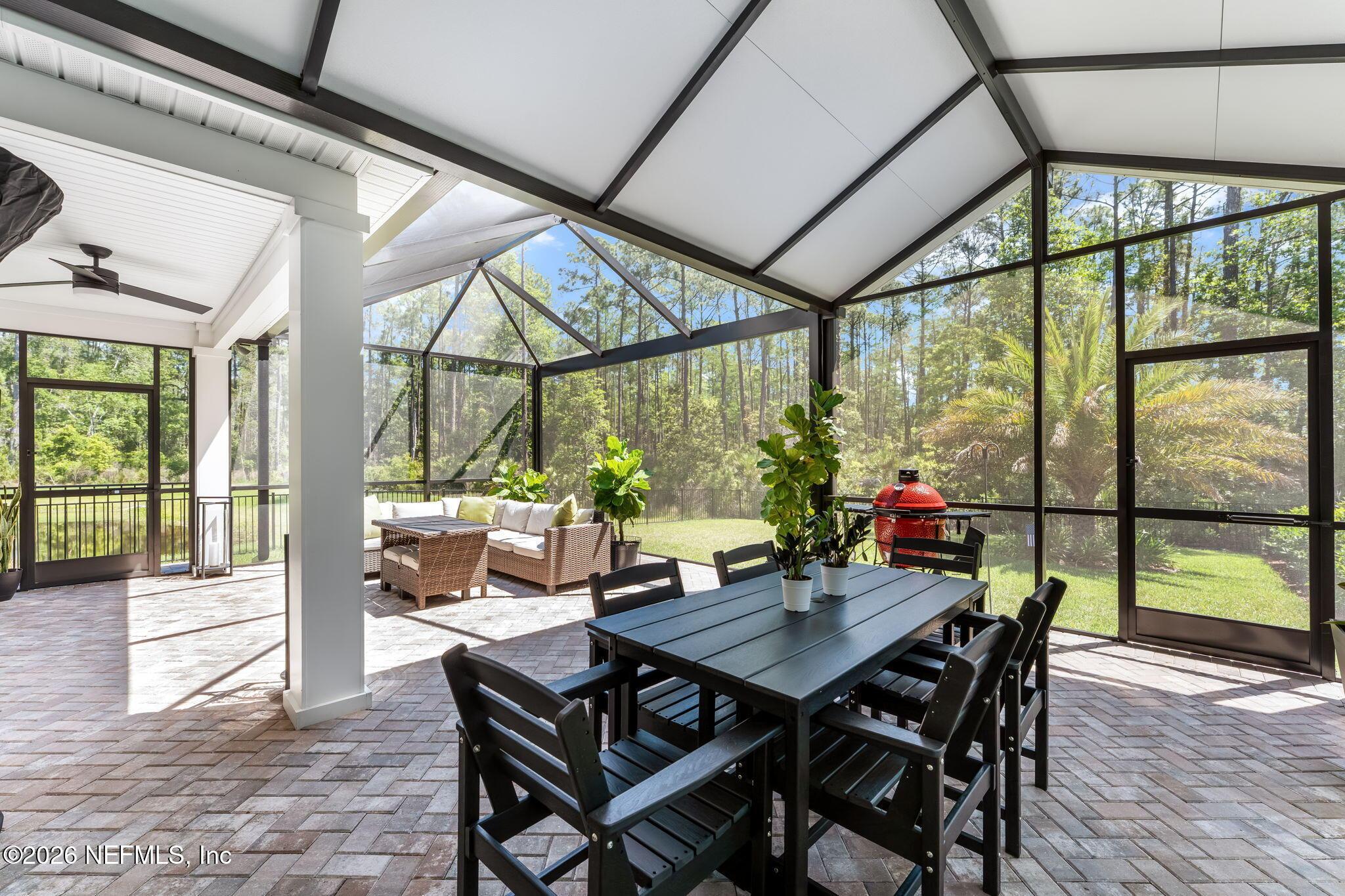Image 2: 45-web-or-mls-Screened-Lanai