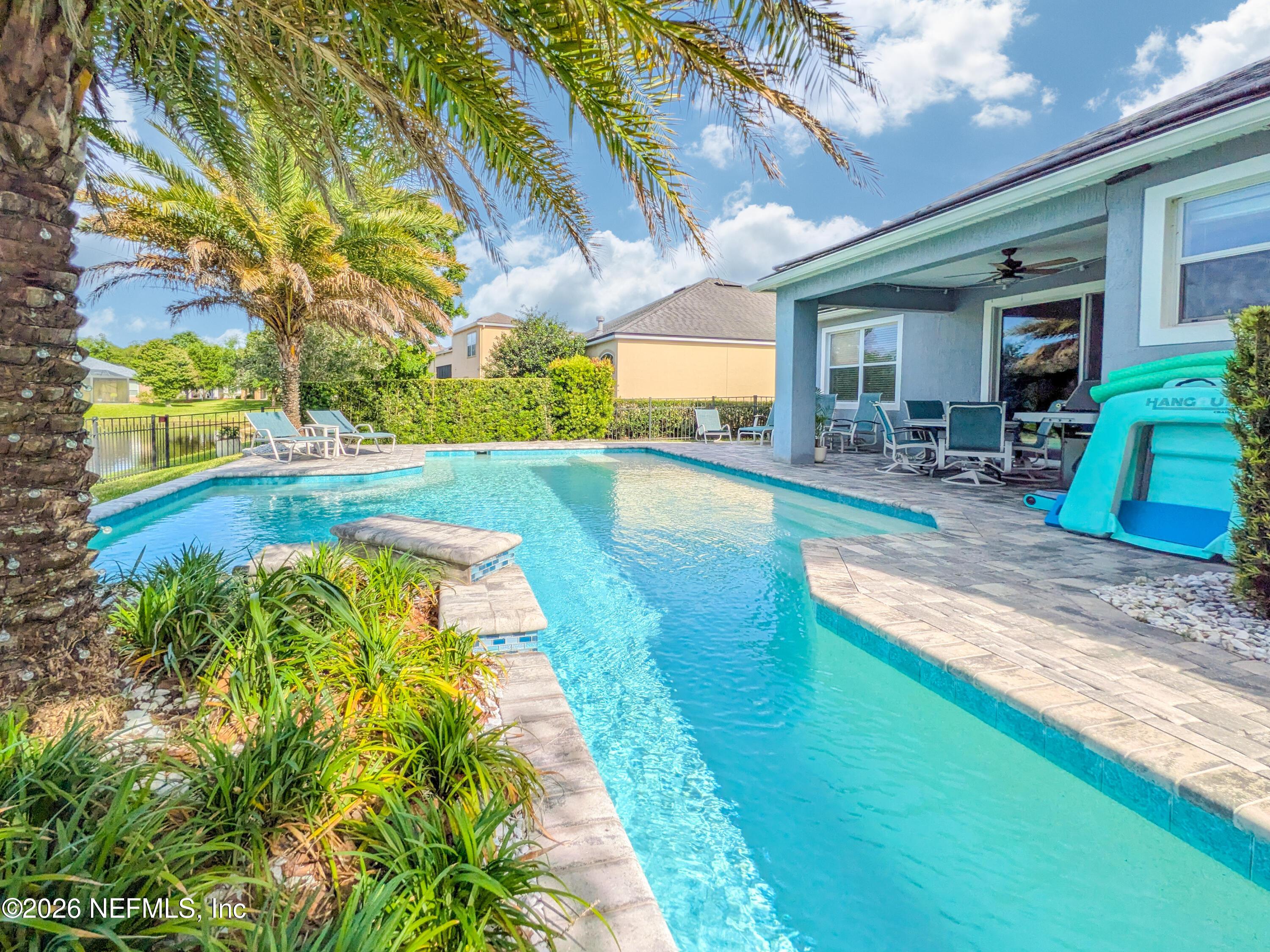 Image 4: Pool w/Lap Lane