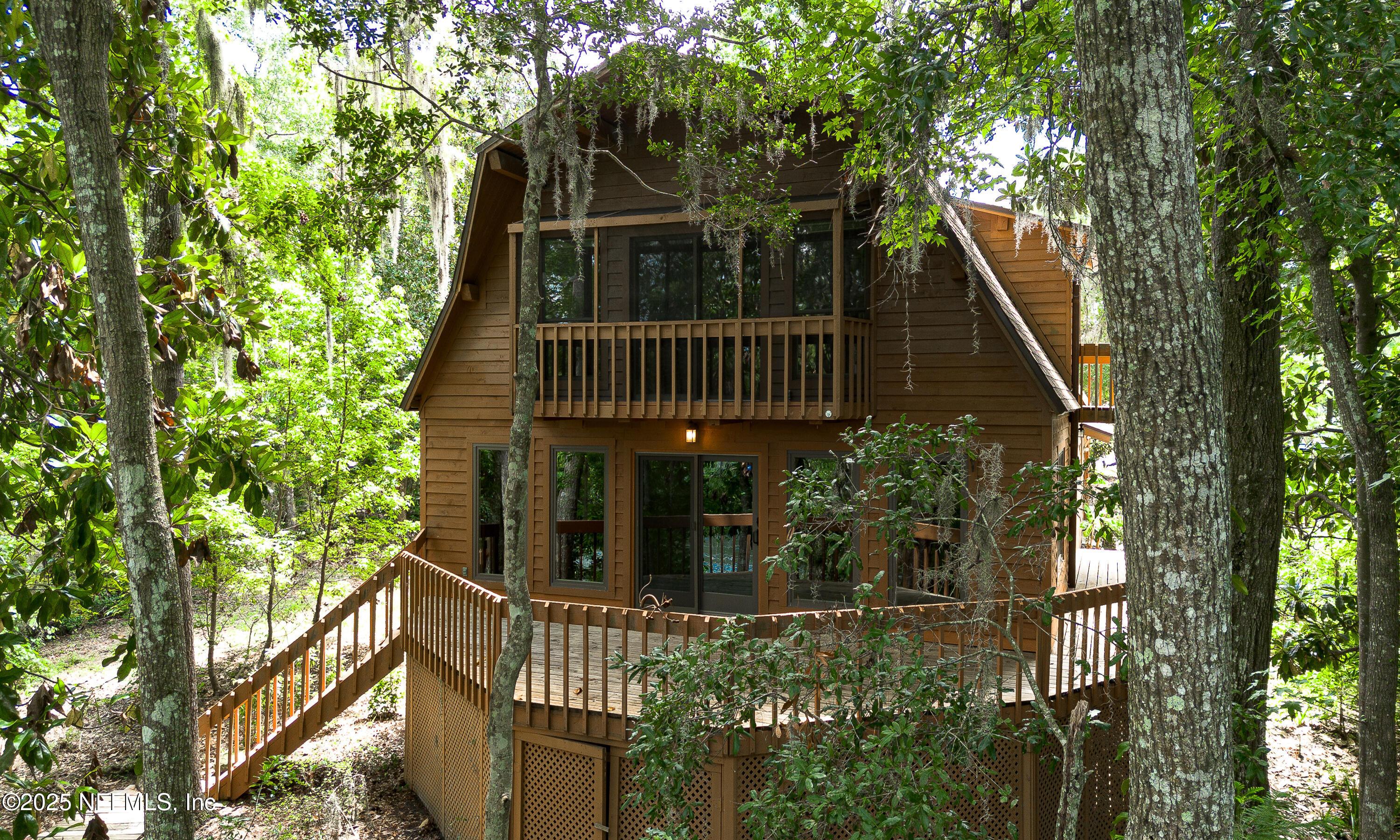 Image 3: Rear Home View