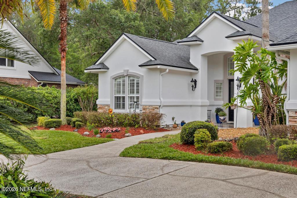 Image 4: 1943 Rose Mallow Lane -78