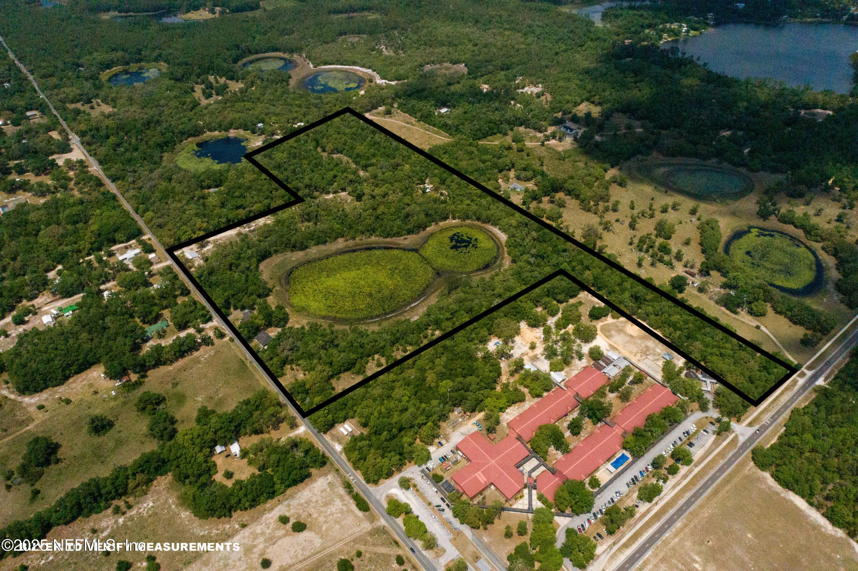 Image 2: 130 LAKE ELIN LN-2