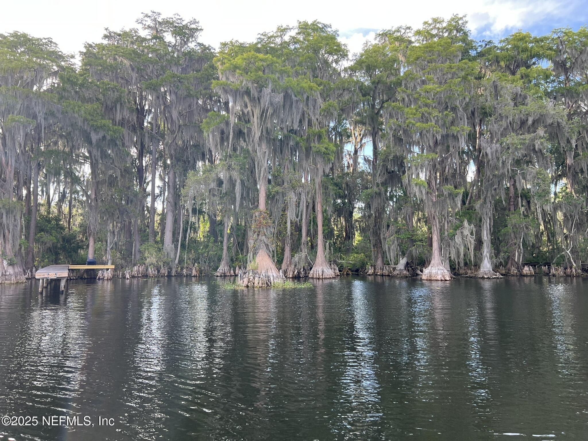 Image 4: Lake 1