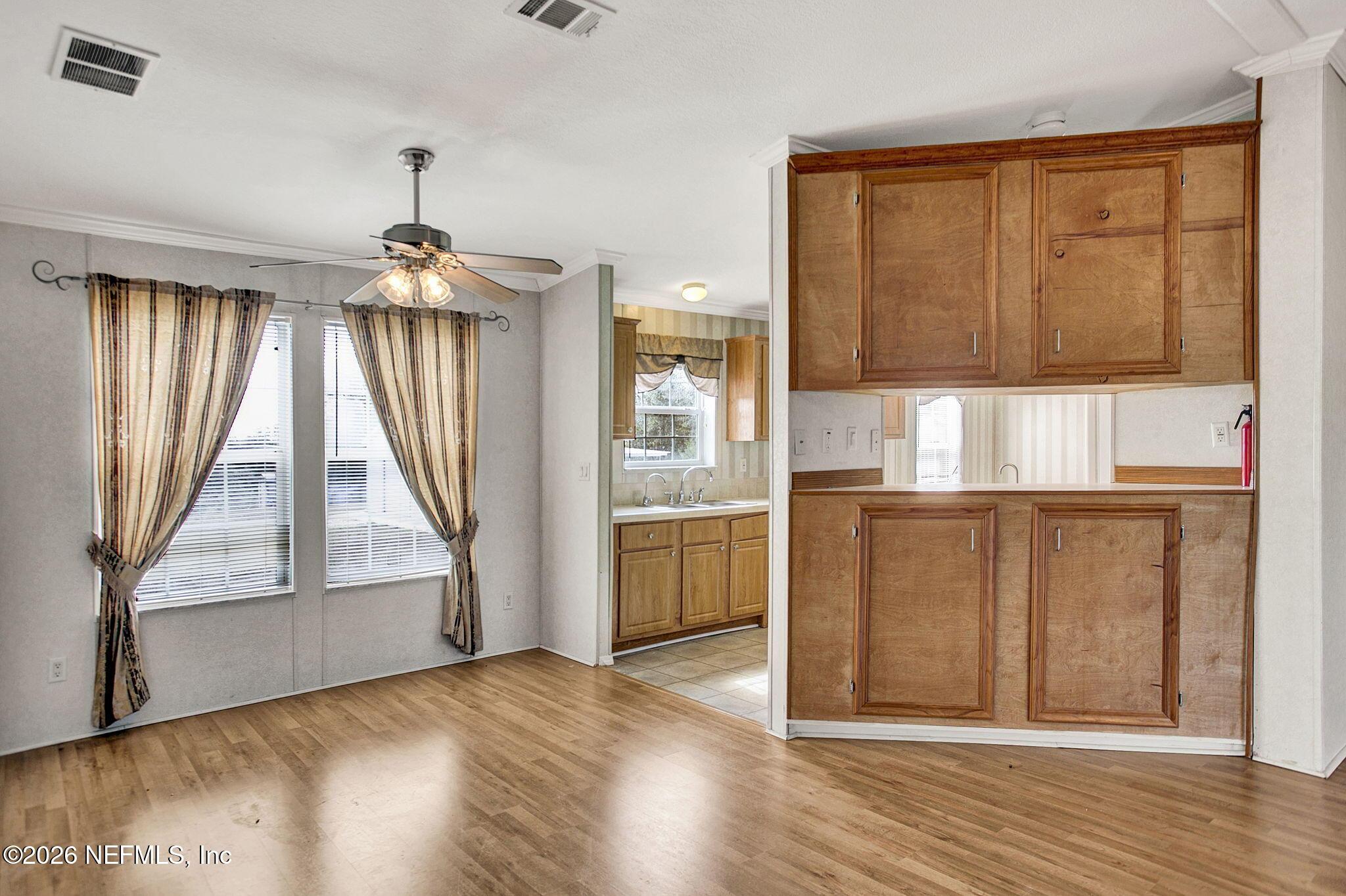 Image 4: 5891 Sequoia - pic 5