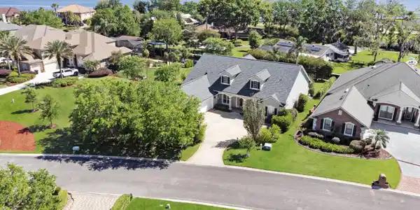 2028 CASTLE POINT Court