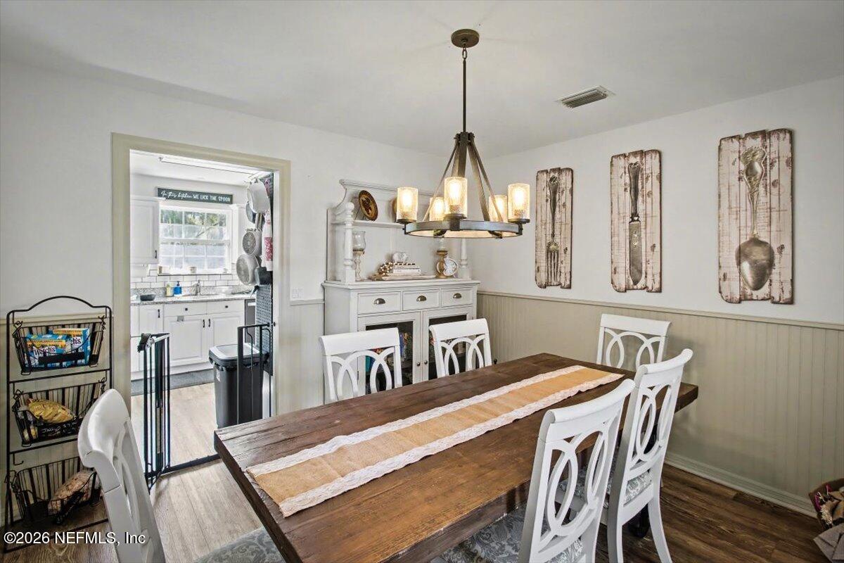 Image 4: 16-JAXREP_6612_Camelot_Ct_Keystone_Heigh