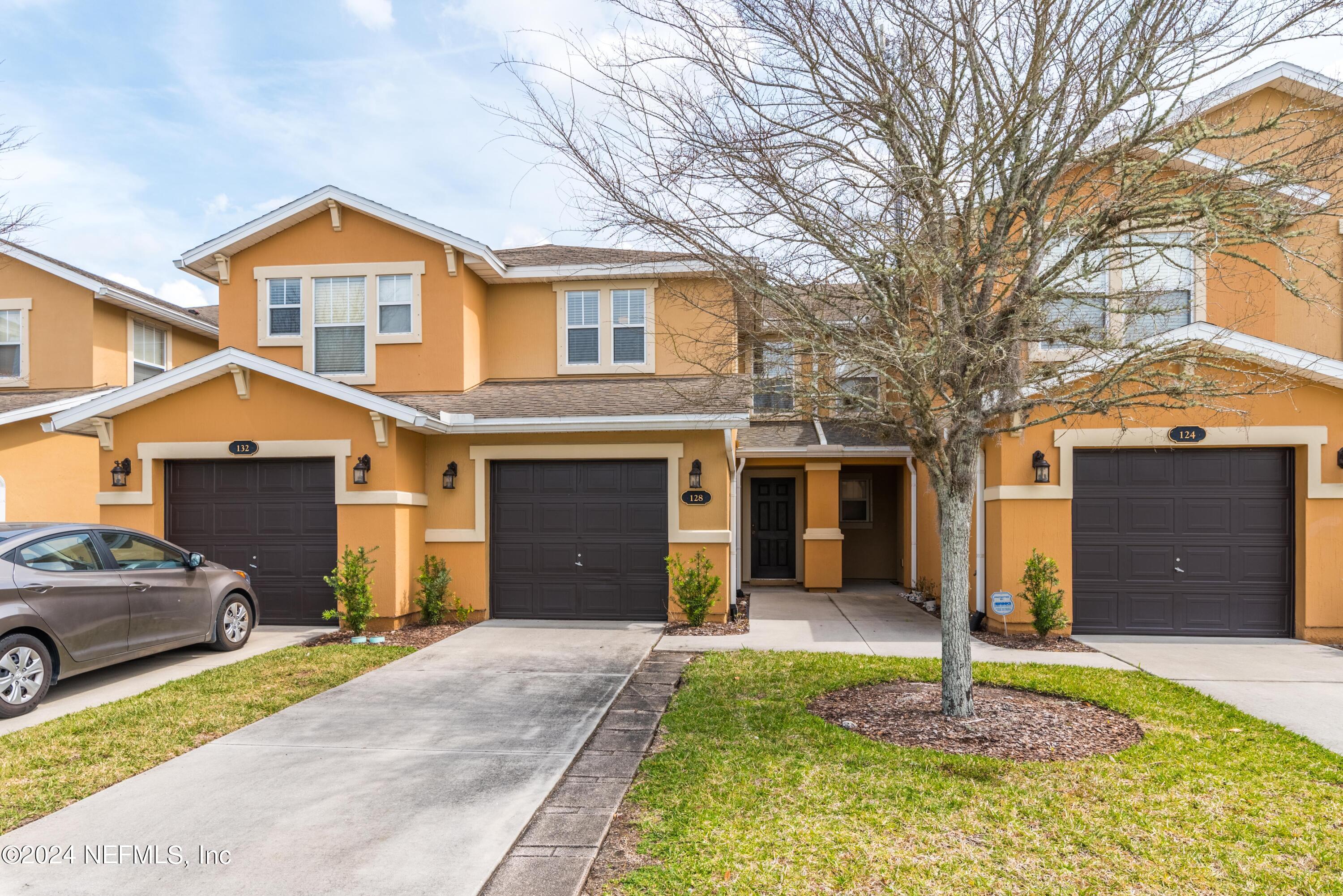 Image 1: 128 Gargonza Ct-2