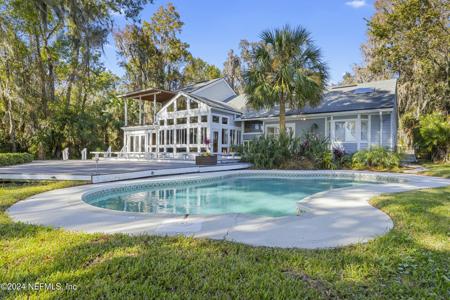 988 BIRDWOOD Drive