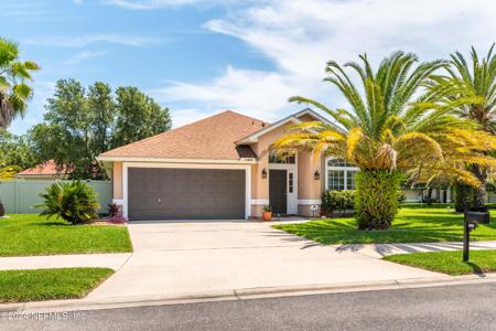 13808 FISH EAGLE Drive W
