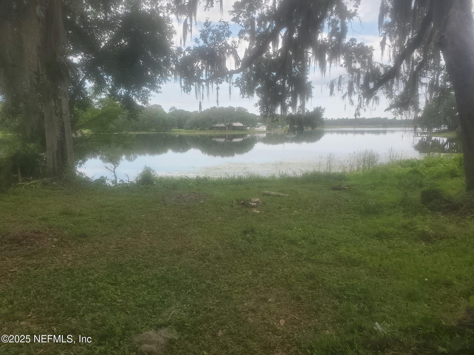 Image 3: 232 lake 3