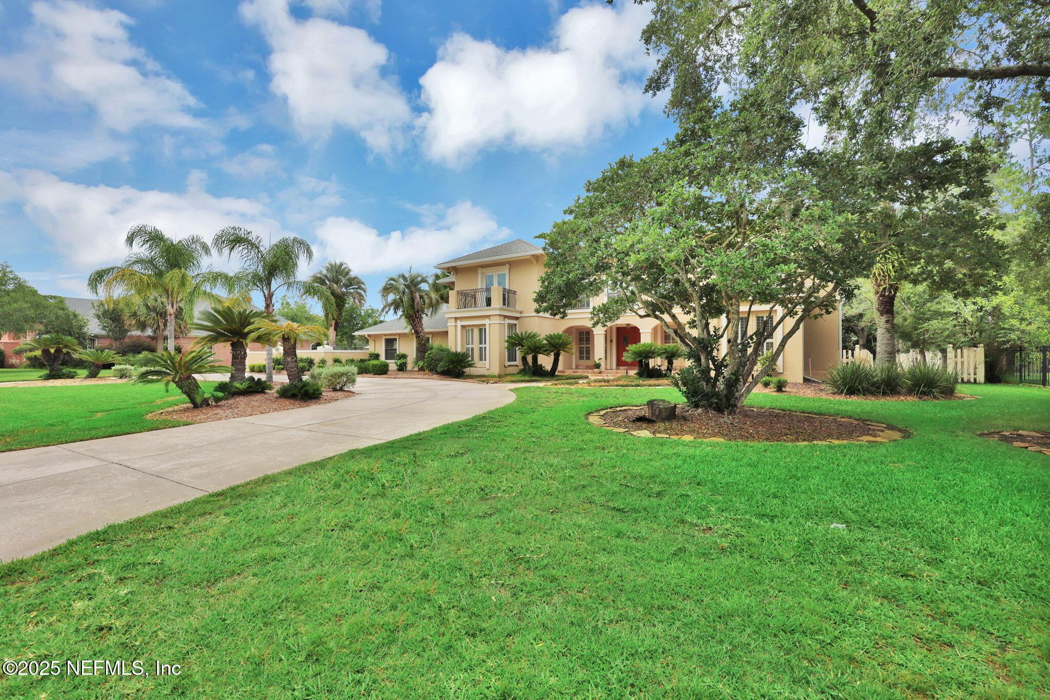 Image 3: Front view 2