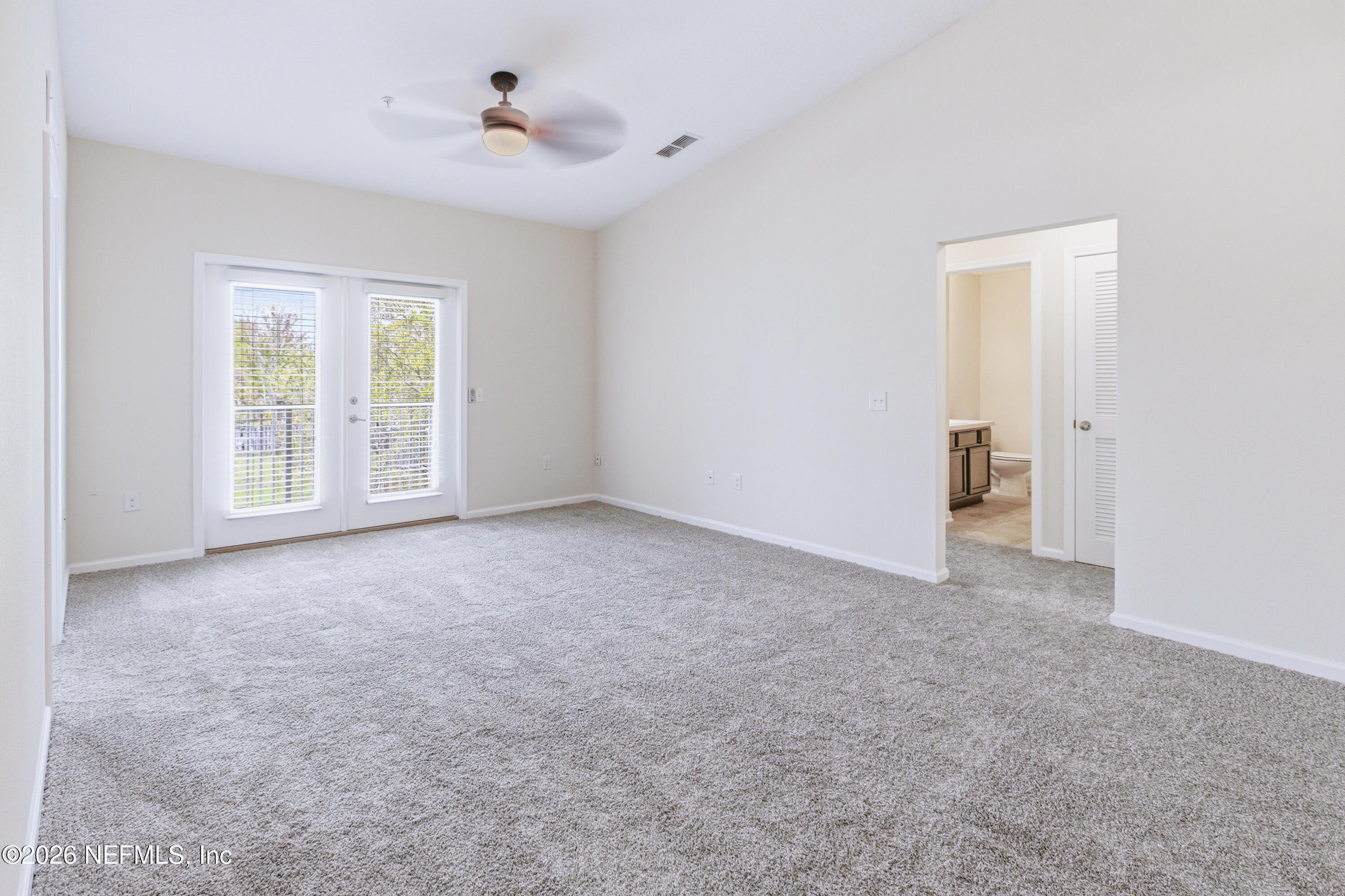 Image 2: Living room