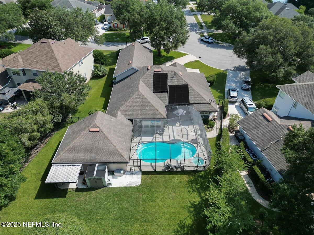 Image 2: 71-FULL-016